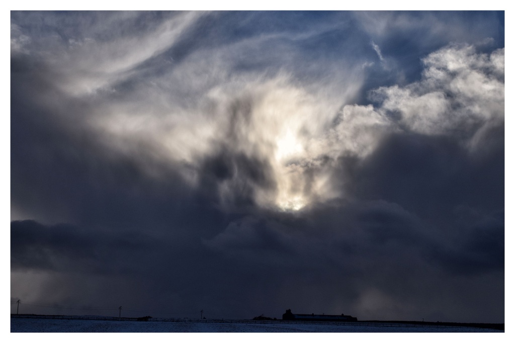 horizontal line
Cloud Photographer
Cloud Photography By Robert Ireland Contemporary Artist